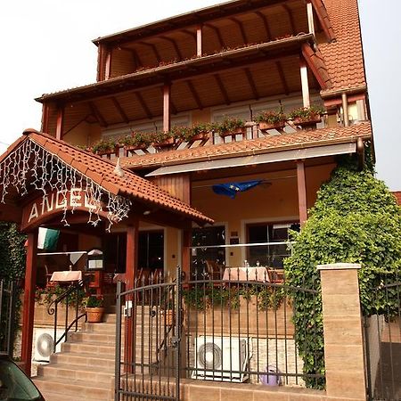 Angela Panzio Bed & Breakfast Berettyóújfalu Exterior foto